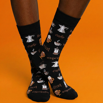 جوارب قصيرة بتصميم قهوة مميز، مثالية للاستخدام اليومي وتضفي لمسة عصرية.