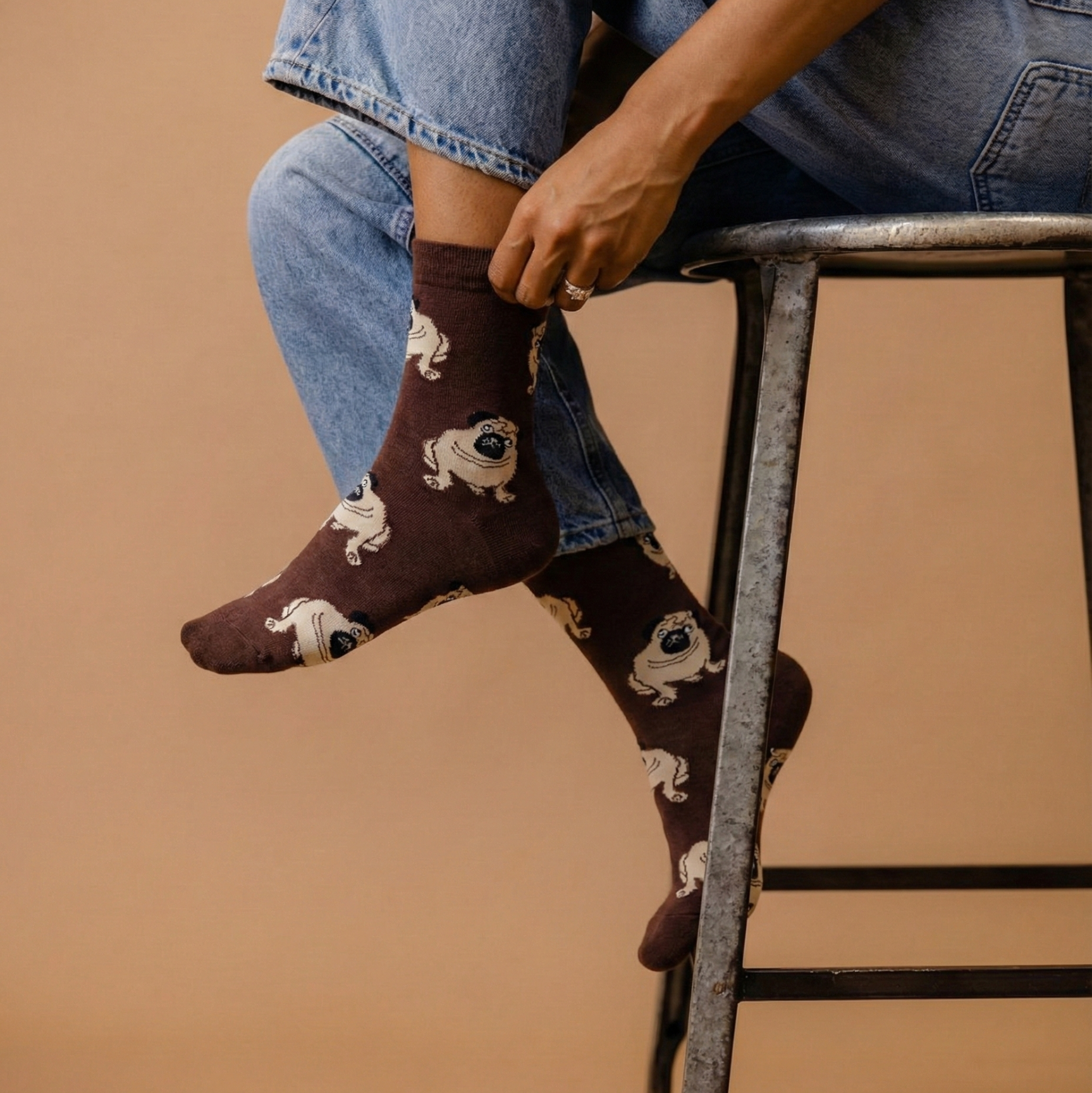 جوارب الكلب المضحك