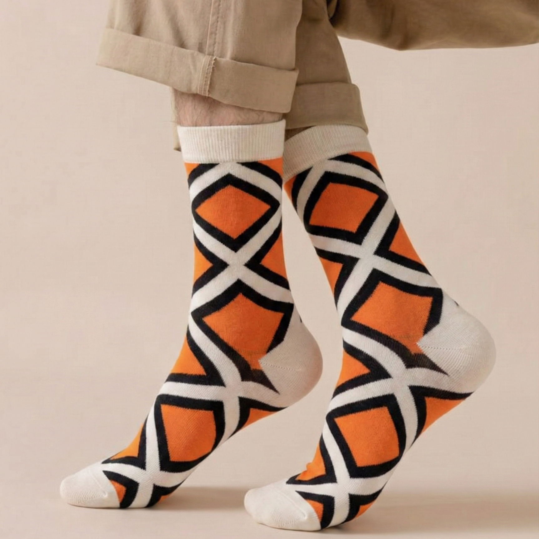 جوارب قطن فاخرة باللون البرتقالي
