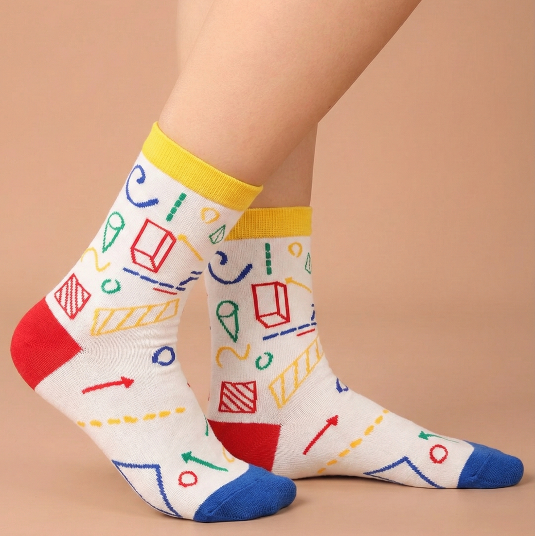 جوارب الأشكال الهنسية