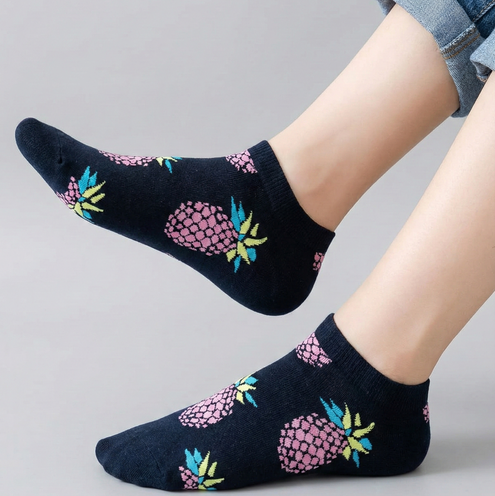 جواربالأناناس الزهري