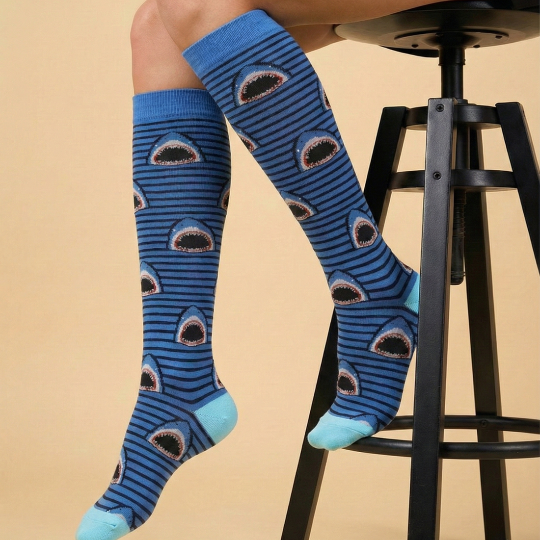 جوارب القرش الجائع