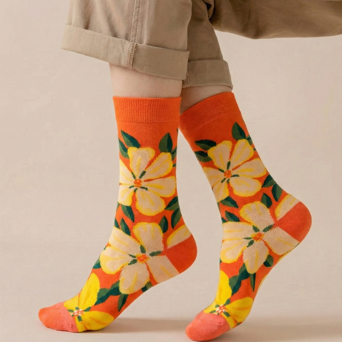 جوارب الورد الاصفر